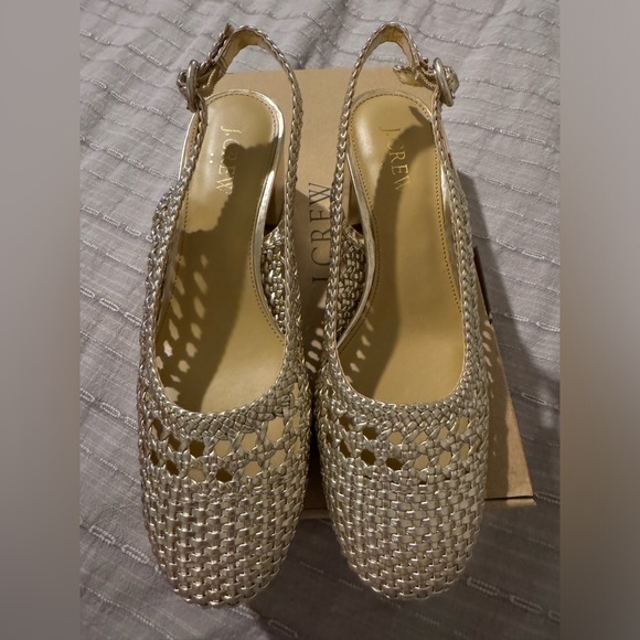 NIB J.Crew Factory Golden Woven Heels - Picture 2 of 3